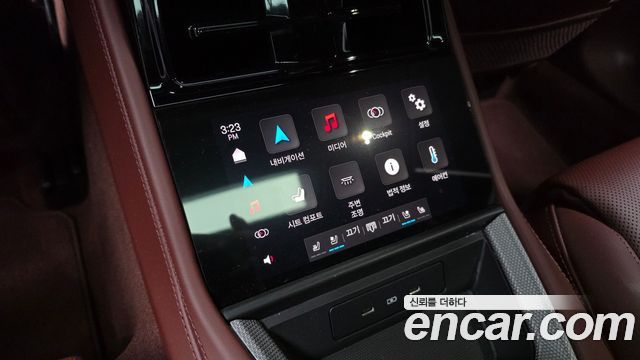 Porsche Panamera 2025 — photo 24
