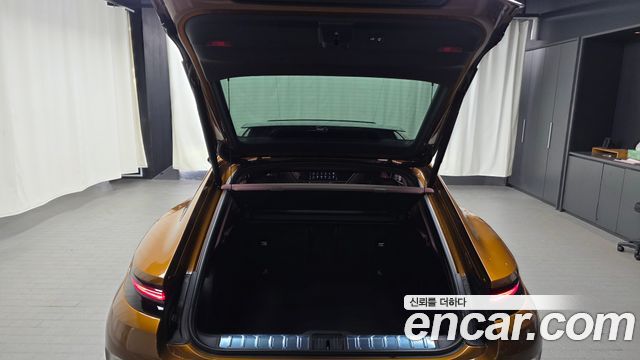 Porsche Panamera 2025 — photo 26