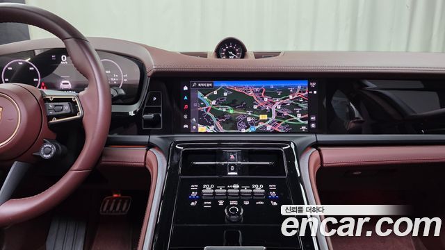 Porsche Panamera 2025 — photo 32