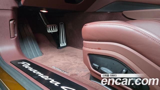 Porsche Panamera 2025 — photo 36