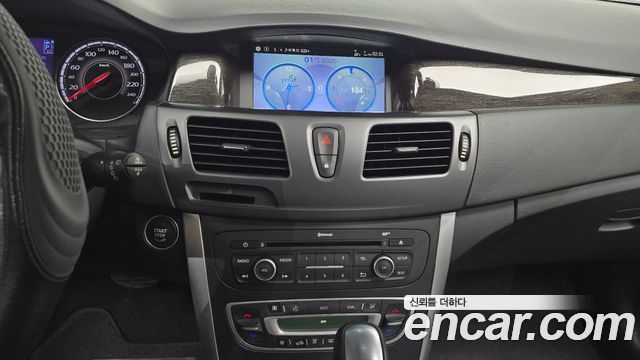 Renault Korea SM5  2015 — photo 22