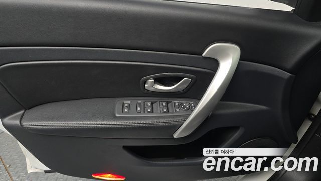 Renault Korea SM5  2015 — photo 15