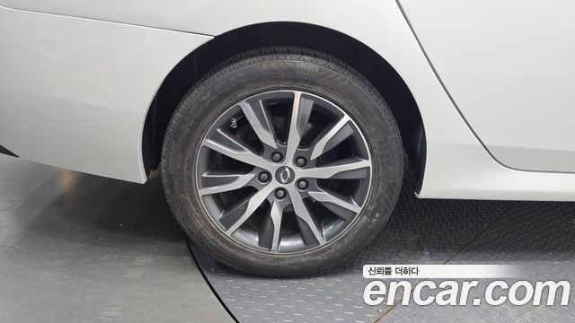 Renault Korea SM5  2015 — photo 29