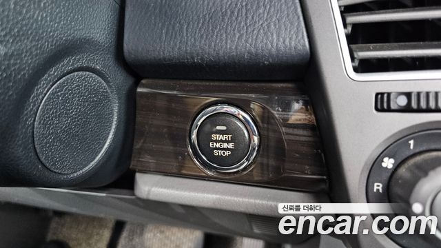 KG Mobility KORANDO 2016 — photo 30
