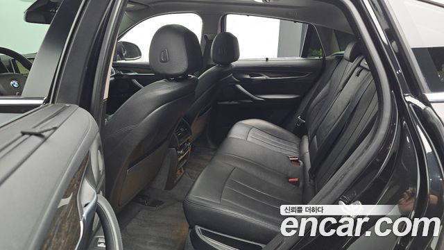 BMW X6 2016 — photo 18