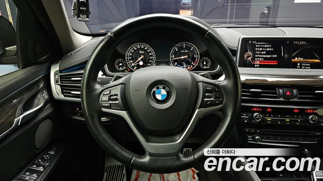 BMW X6 2016 — photo 19