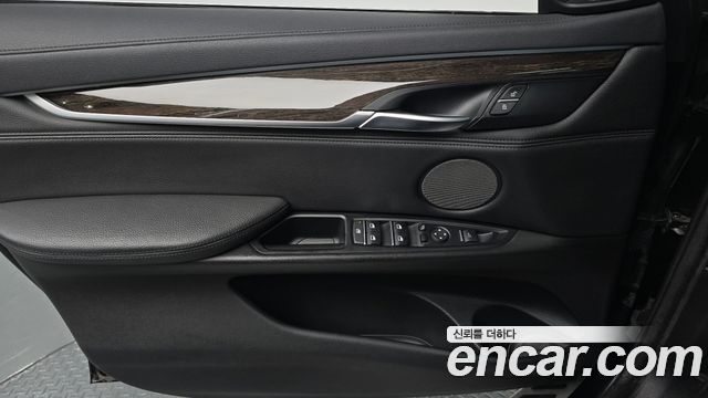 BMW X6 2016 — photo 14