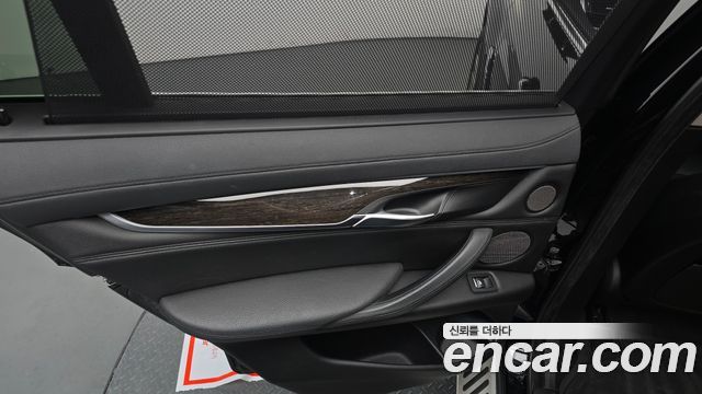 BMW X6 2016 — photo 15