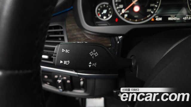 BMW X6 2016 — photo 29