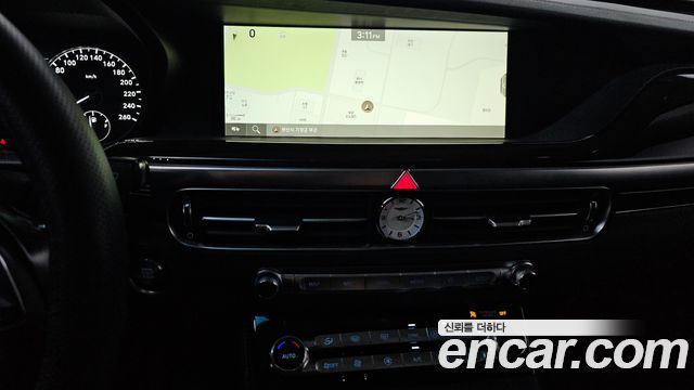 Genesis G90 2019 — photo 23