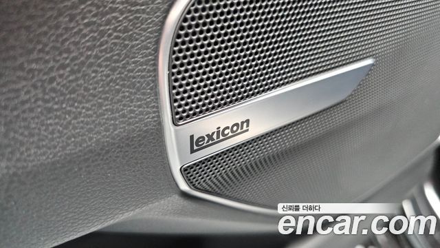 Genesis G90 2019 — photo 34