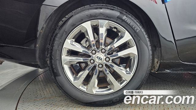 Kia Canival 2016 — photo 5