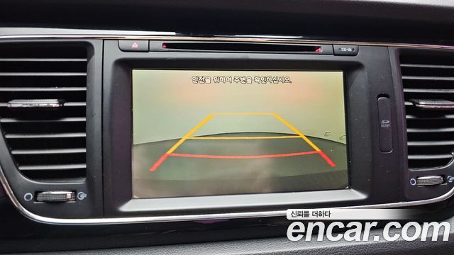 Kia Canival 2016 — photo 16