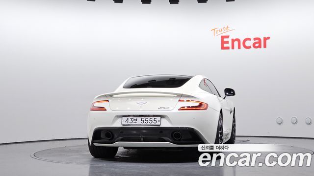 Aston Martin Vanquish 2015 — photo 4