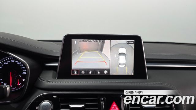 Genesis G70 2018 — photo 22