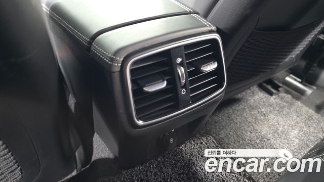 Genesis G70 2018 — photo 34