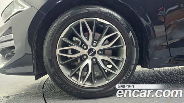 Kia K5 2023 — photo 5