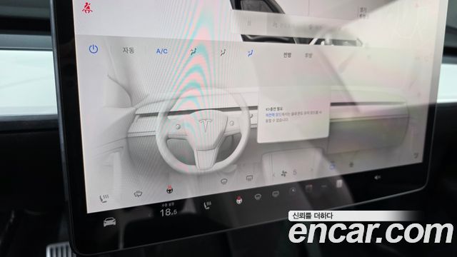 Tesla Model Y 2023 — photo 26