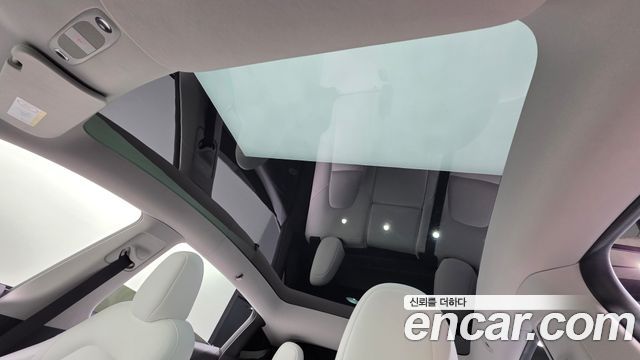 Tesla Model Y 2023 — photo 31