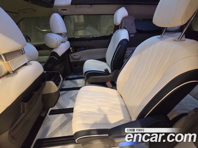 Kia Canival 2024 — photo 24
