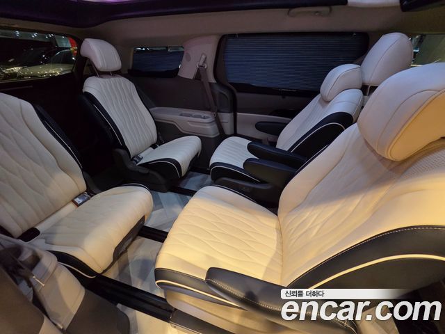 Kia Canival 2024 — photo 25