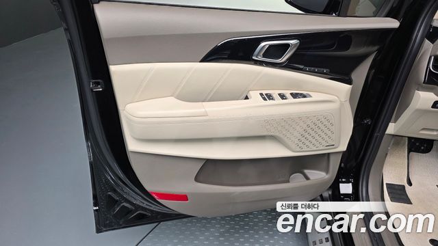 Kia Canival 2024 — photo 15