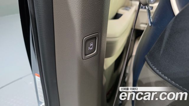 Kia Canival 2024 — photo 30