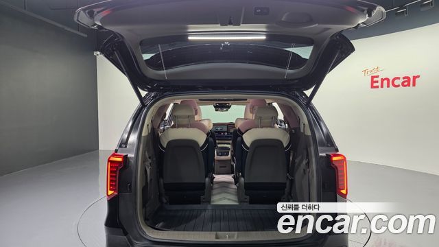 Kia Canival 2024 — photo 36