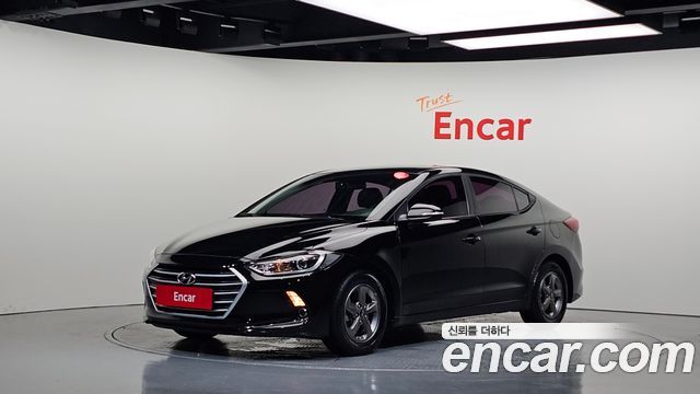 Hyundai AVANTE 2018 — photo 1