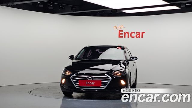 Hyundai AVANTE 2018 — photo 3