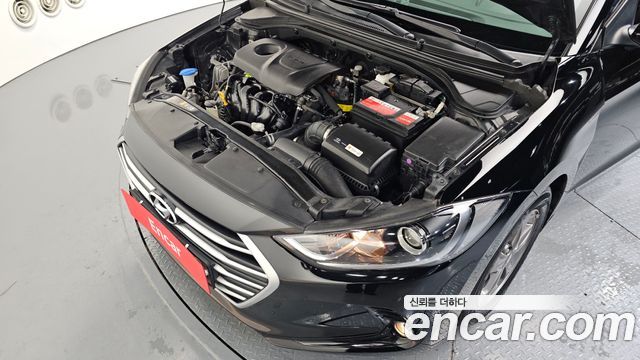 Hyundai AVANTE 2018 — photo 6