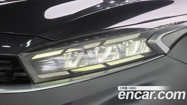 Kia K3 2022 — photo 8