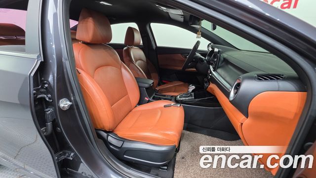 Kia K3 2022 — photo 32