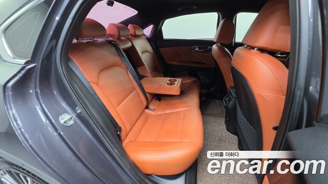 Kia K3 2022 — photo 35