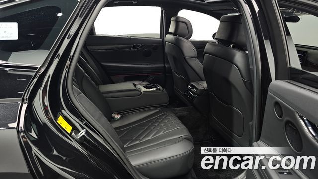 Genesis G80 2027 — photo 16