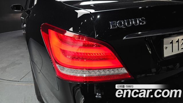 Hyundai Equus 2015 — photo 9