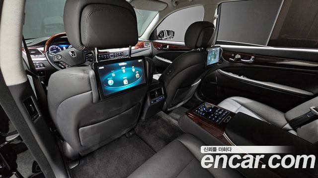 Hyundai Equus 2015 — photo 32