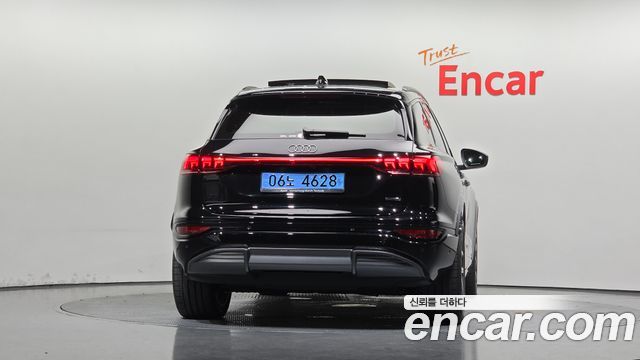 Audi Q6 e-tron 2025 — photo 4