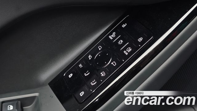Audi Q6 e-tron 2025 — photo 19