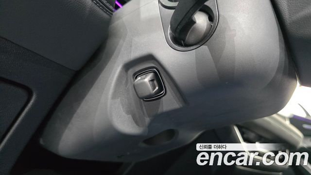 Audi Q6 e-tron 2025 — photo 21