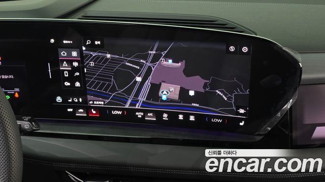 Audi Q6 e-tron 2025 — photo 26