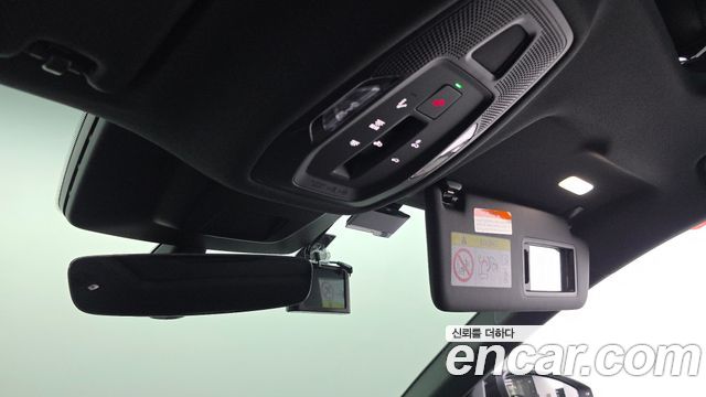 Audi Q6 e-tron 2025 — photo 35