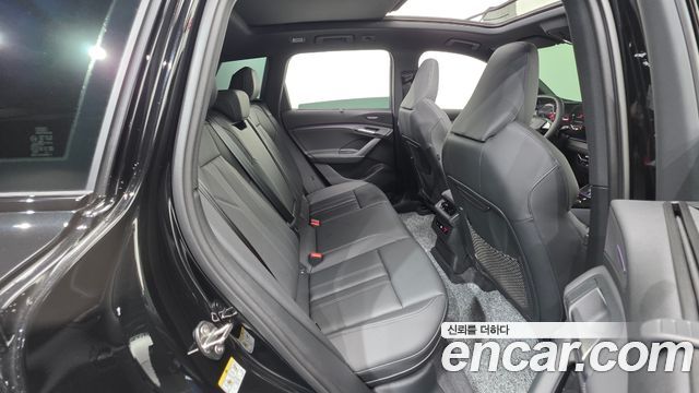 Audi Q6 e-tron 2025 — photo 38