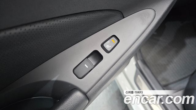 Hyundai Sonata 2013 — photo 32