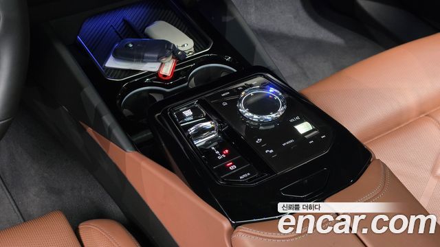 BMW 5-Series 2024 — photo 12