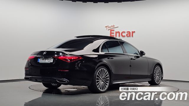 Mercedes-Benz S-Class 2024 — photo 2