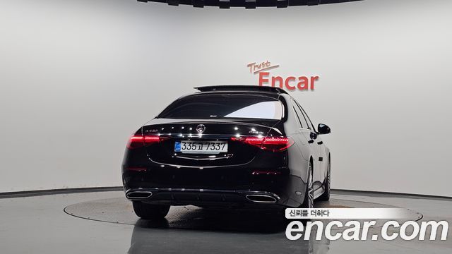 Mercedes-Benz S-Class 2024 — photo 4