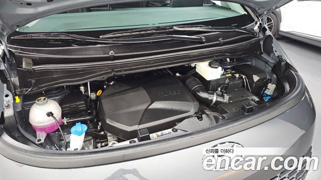 Hyundai Staria 2024 — photo 6