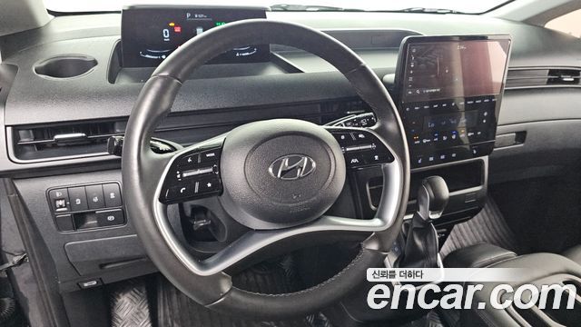 Hyundai Staria 2024 — photo 12