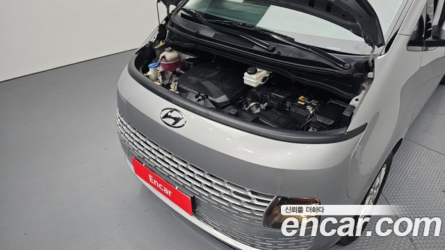 Hyundai Staria 2024 — photo 6